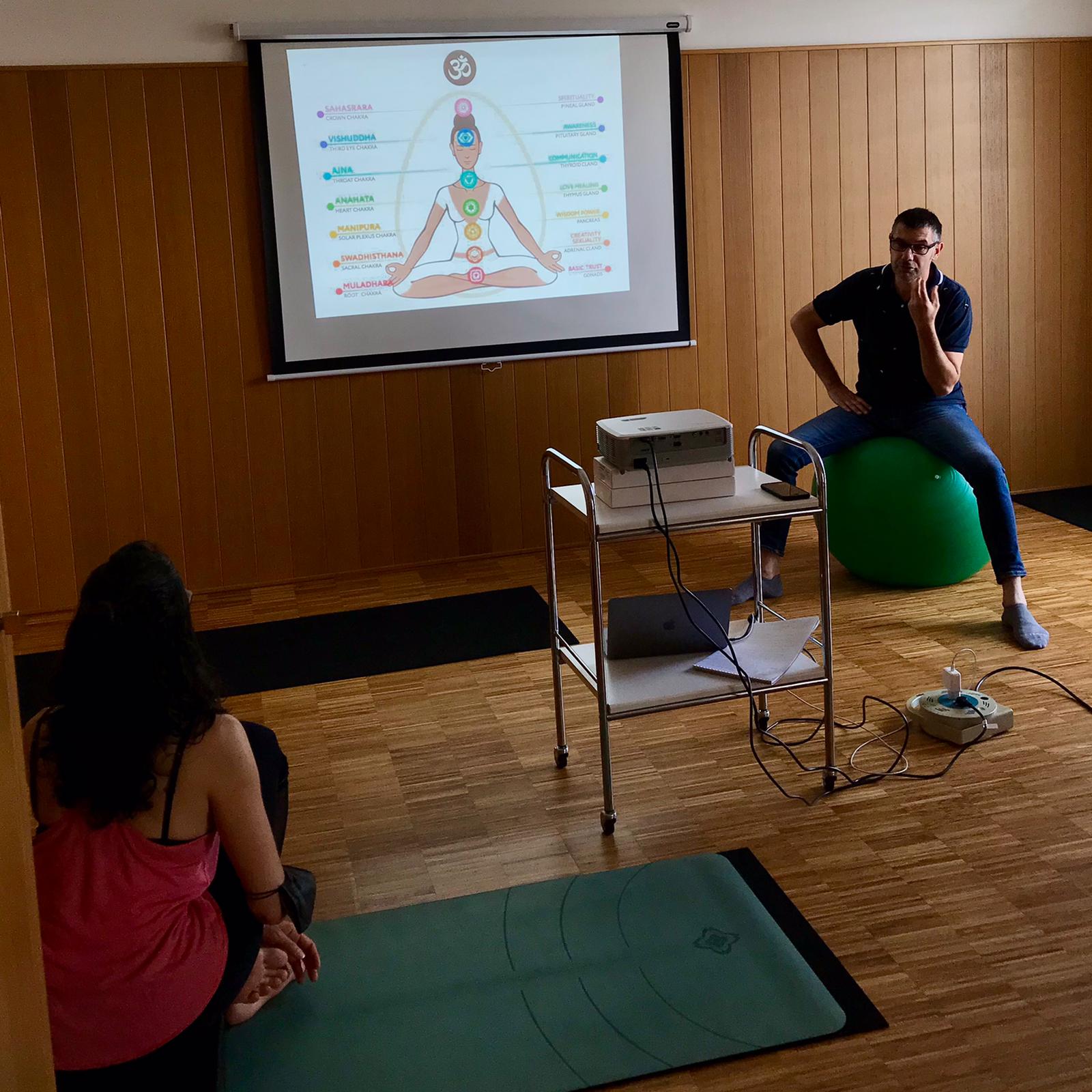 Osteopatia e Yoga – Freeclass di Hatha Yoga con Fabio Bonassi
